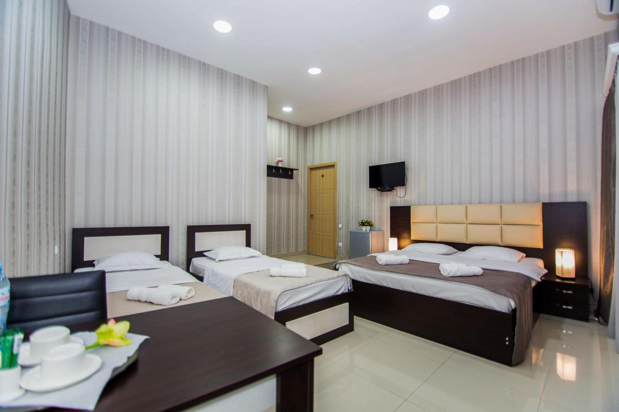 Hotel Care Inn Тбилиси Екстериор снимка