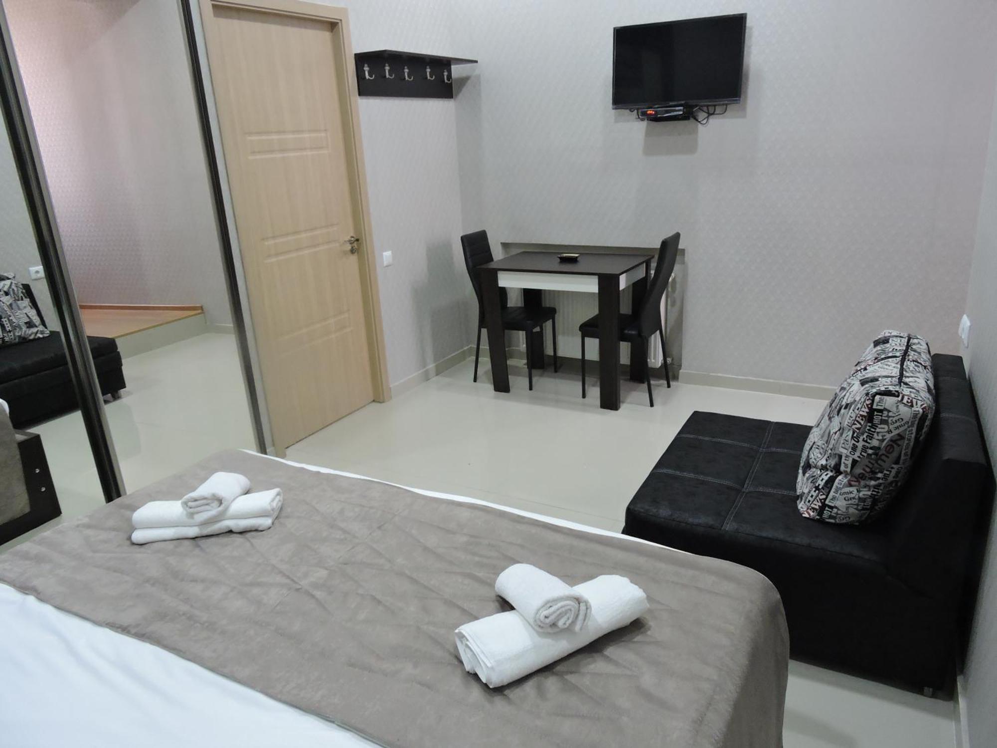 Hotel Care Inn Тбилиси Екстериор снимка